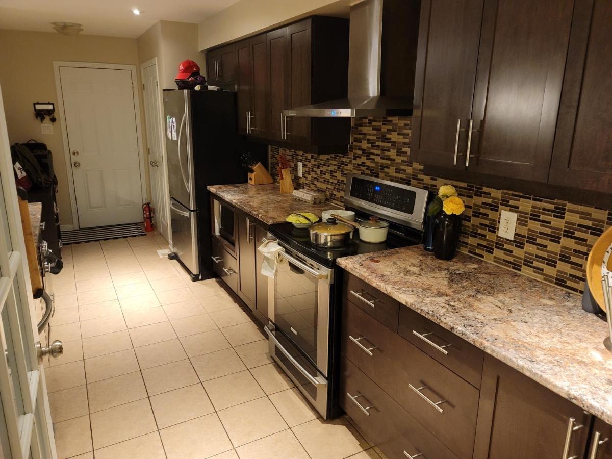 Mannys Place Ottawa Bagian luar foto